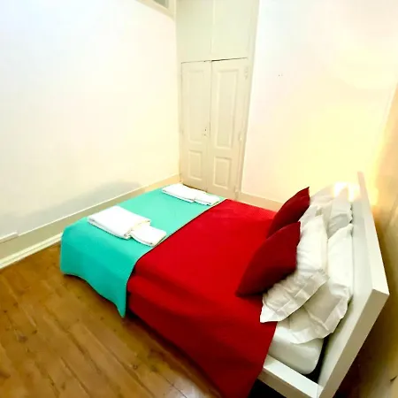 Modern Chiado 6 Gasthuis 3*