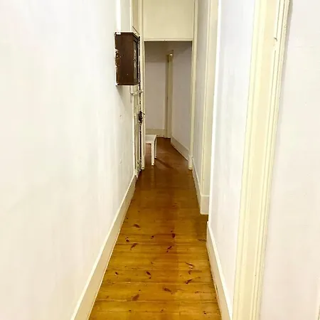 Guest house Modern Chiado 6 Lisbon